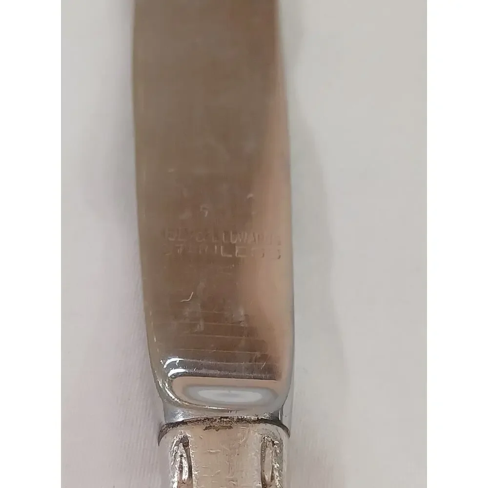 Holmes Edwards 8 VTG Lovely Lady Butter Knives Stainless Flatware 1937